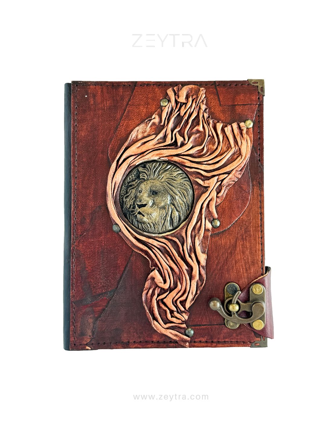 Metal Aslan Detaylı El Yapımı Büyük Boy Deri Defter 1 Metal Aslan Detaylı El Yapımı Büyük Boy Deri Defter 1