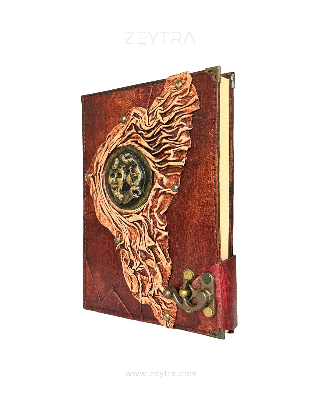 Metal Maske Detaylı El Yapımı Büyük Boy Deri Defter 2 Metal Maske Detaylı El Yapımı Büyük Boy Deri Defter 2